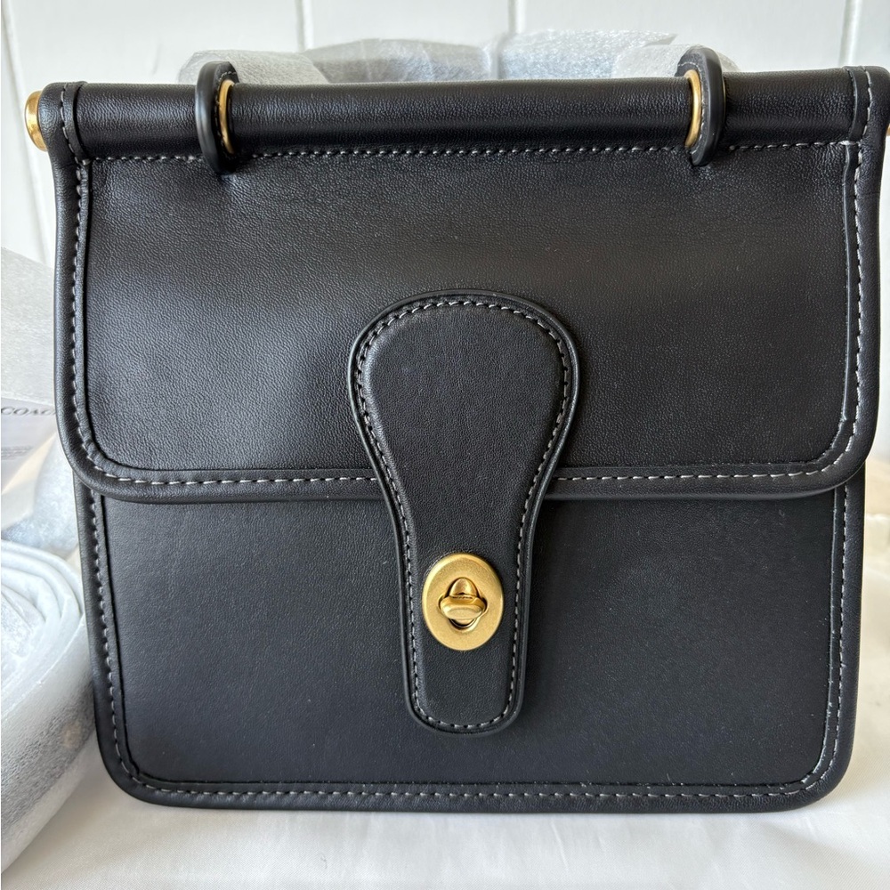 SOLD - Coach Willis 18 Top Handle - Picture 7 of 8